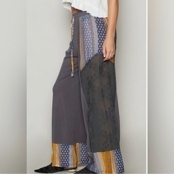 POL Multicolor Patterned Wide-Leg Pants - Picture 4 of 8